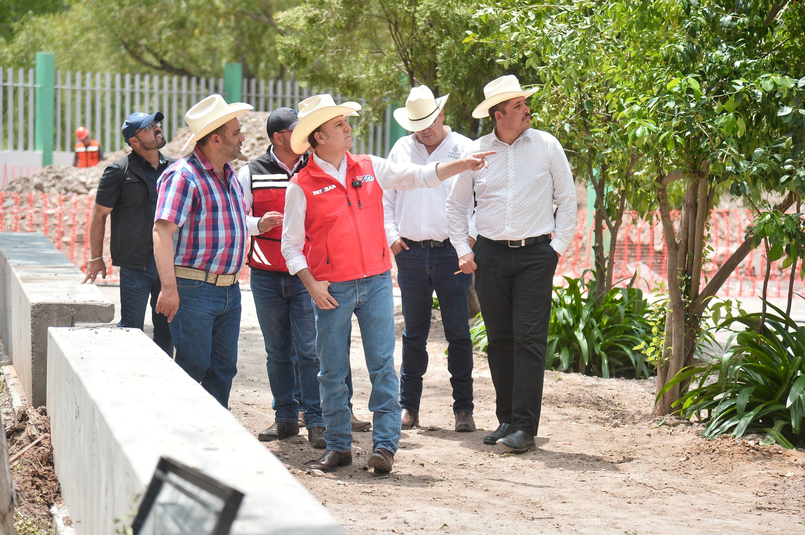 Con Esteban las obras se van viendo en San Juan del Río; ahora tendrán también un parque remodelado.