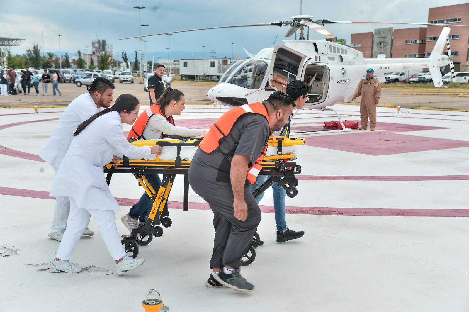 Capacita Gobierno del Estado a personal médico en interacción con aeronaves.